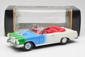 Mercedes 280SE W108 Tricolor Maisto 1:18 56014 Metal - imaginea 8 din 8