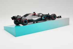 Mercedes W11 #63 G. Russell Mercedes AMG Petronas Sakhir Grand Prix 2020 Minichamps 1:18 113201663 Rășină - imaginea 3 din 7