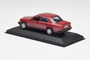 Mercedes 300D W124 Roșu Minichamps 1:43 3209 Metal - imaginea 3 din 4