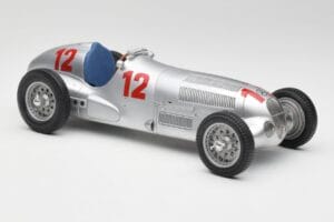 Mercedes W125 #12 R. Caracciola Grand Prix 1937 CMC 1:18 M-052 Metal - imaginea 4 din 6