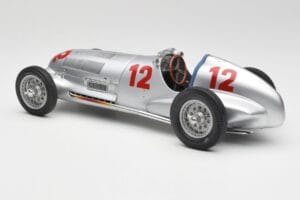Mercedes W125 #12 R. Caracciola Grand Prix 1937 CMC 1:18 M-052 Metal - imaginea 5 din 6