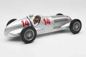 Mercedes W125 #14 Daimler-Benz AG M. von Brauchitsch 2nd Place German GP 1937 Minichamps 1:18 155373114 Metal - imaginea 2 din 6