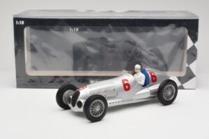 Mercedes W125 #6 Daimler-Benz AG R. Caracciola 2nd Place Eifel Race Nurburgring 1937 Minichamps 1:18 155373106 Metal - imaginea 6 din 6