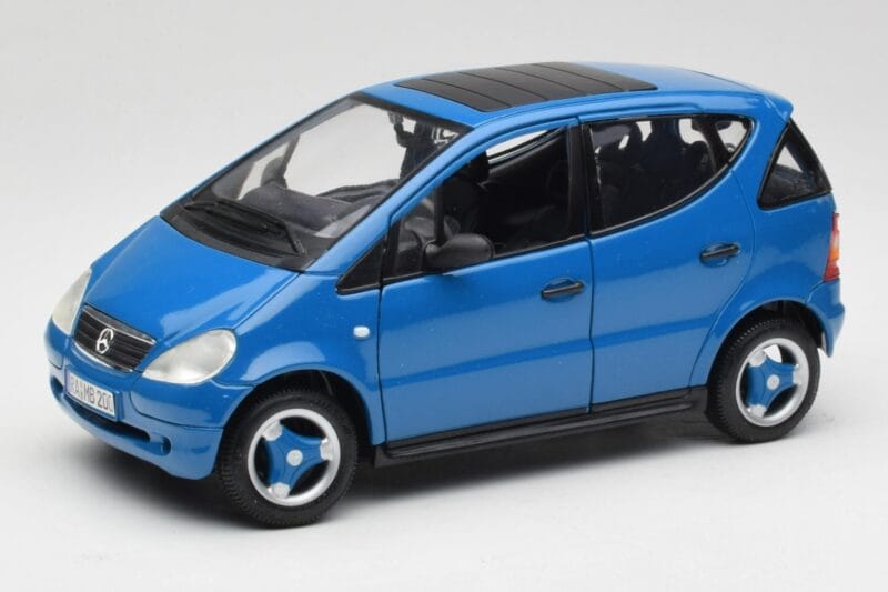 Mercedes A-Class W168 Azure Albastru Maisto 1:18 50311 Metal