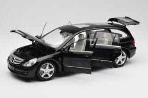 Mercedes R-Class W251 Obsidian Negru Minichamps 1:18 150034601 Metal - imaginea 2 din 8