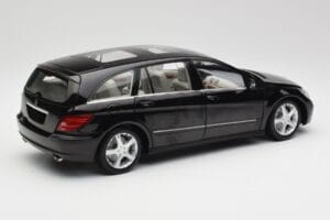 Mercedes R-Class W251 Obsidian Negru Minichamps 1:18 150034601 Metal - imaginea 3 din 8