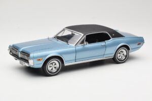 Mercury Cougar XR-7 Albastru Sun Star 1:18 1562 Metal