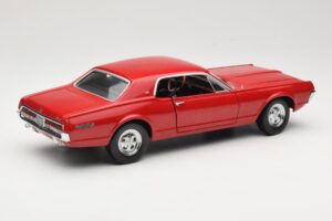 Mercury Cougar XR-7 Roșu Sun Star 1:18 1541 Metal - imaginea 3 din 8