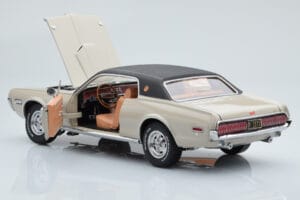 Mercury Cougar XR7-G Fawn Sun Star 1:18 1572 Metal - imaginea 5 din 8