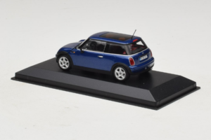 Mini Cooper Albastru Minichamps 1:43 MINI009 Metal - imaginea 3 din 5