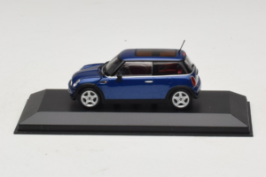 Mini Cooper Albastru Minichamps 1:43 MINI009 Metal