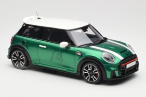 MINI Cooper F56 JCW British Racing Verde Otto 1:18 OT1098 Rășină - imaginea 4 din 6