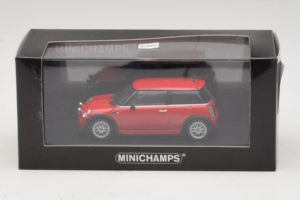 Mini Cooper One R50 Aero Roșu Minichamps 1:43 431138272 Metal - imaginea 4 din 4