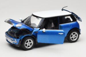 Mini Cooper R50 Albastru cu Acoperiș Alb Mondo Motors 1:18 MINI004 Metal - imaginea 2 din 8