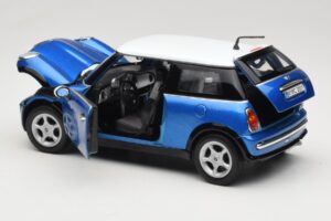 Mini Cooper R50 Albastru cu Acoperiș Alb Mondo Motors 1:18 MINI004 Metal - imaginea 5 din 8