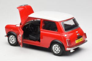 Mini Cooper Roșu Bburago 1:18 3379 Metal - imaginea 5 din 8