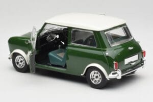 Mini Cooper S British Racing Verde & Old English Alb Solido 1:18 8021 Metal - imaginea 5 din 8
