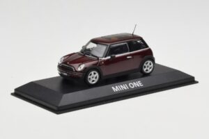 Mini One R50 Roșu Închis Cu Acoperiș Negru Minichamps 1:43 MINI008 Metal - imaginea 2 din 5