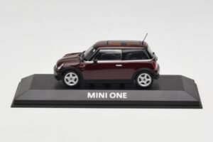 Mini One R50 Roșu Închis Cu Acoperiș Negru Minichamps 1:43 MINI008 Metal