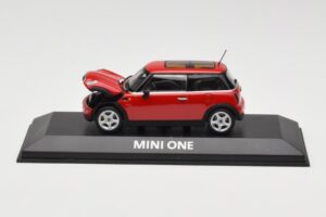 Mini One R50 Roșu Cu Acoperiș Roșu Minichamps 1:43 MINI001 Metal - imaginea 5 din 5
