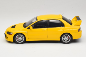 Mitsubishi Lancer Evolution IX GSR Galben AUTOart 1:18 77192 Metal - imaginea 4 din 8