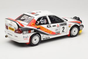 Mitsubishi Carisma GT Group N2 R. Burns / R. Reid RAC Rally 1997 Alb Otto 1:18 OT1192 Rășină - imaginea 2 din 6