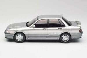 Mitsubishi Galant VR-4 Argintiu IXO 1:18 18CMC191 Metal - imaginea 3 din 6