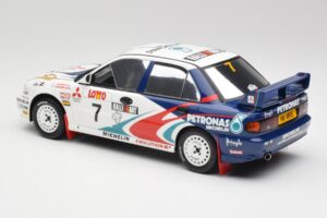 Mitsubishi Lancer Evo 3 Group A #4 T. Makinen / S. Harjanne Rally Australia 1996 Otto 1:18 OT475 Rășină - imaginea 5 din 6