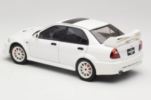 Mitsubishi Lancer Evo VI Tommi Makinen Edition Alb AUTOart 1:18 77157 Metal - imaginea 7 din 8