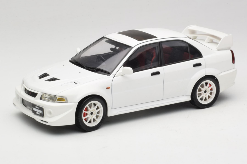 Mitsubishi Lancer Evo VI Tommi Makinen Edition Alb AUTOart 1:18 77157 Metal