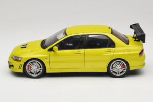 Mitsubishi Lancer Evo VII Mustard Yellow AUTOart 1:18 77166 Metal - imaginea 4 din 8