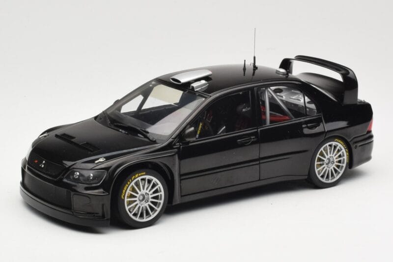 Mitsubishi Lancer Evolution WRC Plain Body Negru AUTOart 1:18 80528 Metal