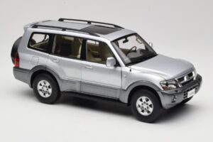 Mitsubishi Pajero V73 Albastru YC Model 1:18 241218040102010209 Metal - imaginea 6 din 8