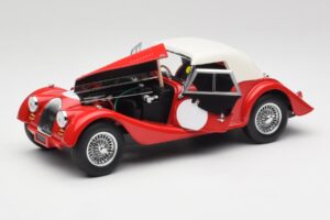 Morgan 4/4 Plus Competition Hardtop Roșu Kyosho 1:18 08114R Metal - imaginea 2 din 8