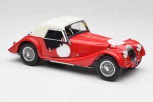 Morgan 4/4 Plus Competition Hardtop Roșu Kyosho 1:18 08114R Metal - imaginea 6 din 8