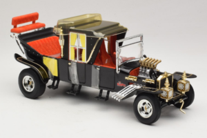 Munsters Koach Negru ERTL 1:18 33036 Metal - imaginea 4 din 6
