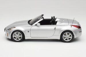 Nissan 350Z Z33 Roadster Diamond Argintiu AUTOart 1:18 77371 Metal - imaginea 4 din 8