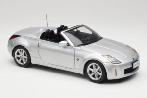 Nissan 350Z Z33 Roadster Diamond Argintiu AUTOart 1:18 77371 Metal - imaginea 6 din 8