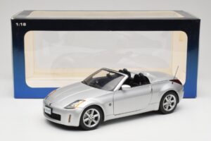Nissan 350Z Z33 Roadster Diamond Argintiu AUTOart 1:18 77371 Metal - imaginea 8 din 8