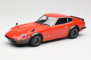 Nissan Fairlady 240ZG Roșu Otto 1:18 OT457 Rășină