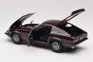 Nissan Fairlady 240Z-G S30 Bordo Kyosho 1:18 08212M Metal - imaginea 5 din 8