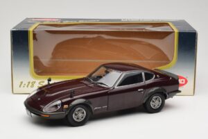 Nissan Fairlady 240Z-G S30 Bordo Kyosho 1:18 08212M Metal - imaginea 8 din 8
