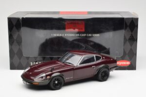 Nissan Fairlady 240ZG Maro Kyosho 1:18 08217M Metal - imaginea 8 din 8