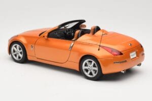 Nissan Fairlady Z Z33 Roadster Sunset Orange AUTOart 1:18 77377 Metal - imaginea 7 din 8