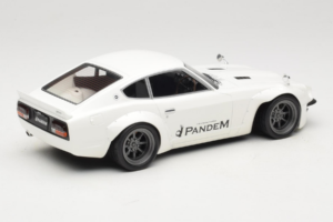 Nissan Fairlady Z Z34 Pandem Otto 1:18 OT1167 Rășină - imaginea 2 din 6