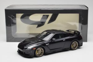 Nissan GT-R R35 Takumi Edition Midnight Purple GT Spirit 1:18 GT932 Rășină - imaginea 6 din 6