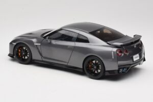 Nissan GT-R R35 Track Edition NISMO Gun Metallic MotorHelix 1:18 M83507 Metal - imaginea 7 din 8