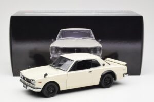 Nissan Skyline 2000 GT-R KPGC110 Alb Kyosho 1:18 08127W Metal - imaginea 8 din 8