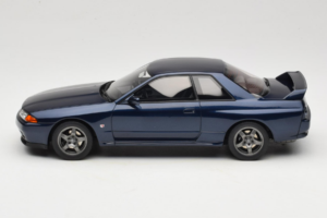 Nissan Skyline GT-R BNR32 Dark Blue Pearl Otto 1:18 OT1199 Rășină - imaginea 3 din 6
