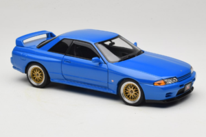 Nissan Skyline GT-R R32 V-Spec II Tuned Albastru AUTOart 1:18 77415 Metal - imaginea 6 din 8